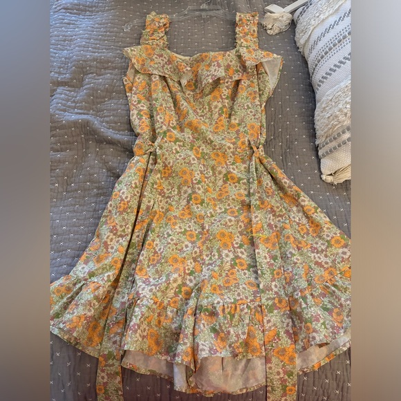 Floral romper - Picture 1 of 3